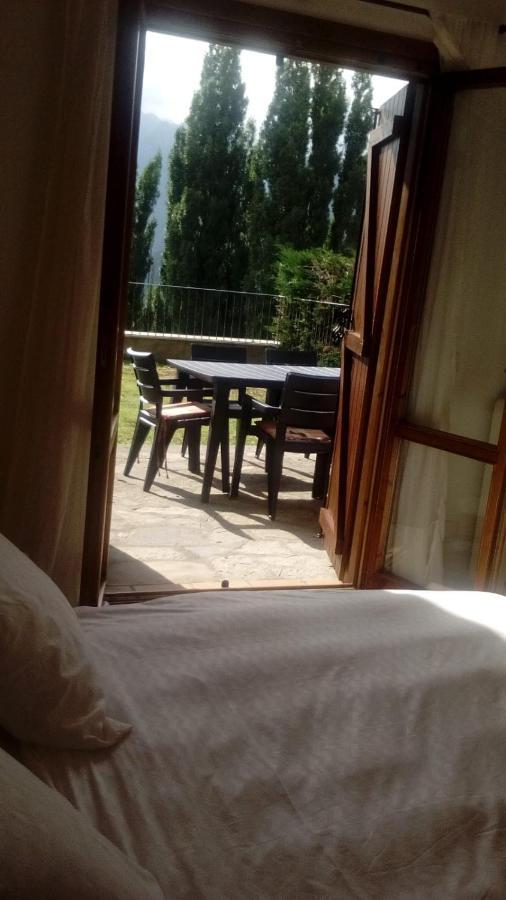 Agradable apartamento con jardín privado en Cerler Exterior foto